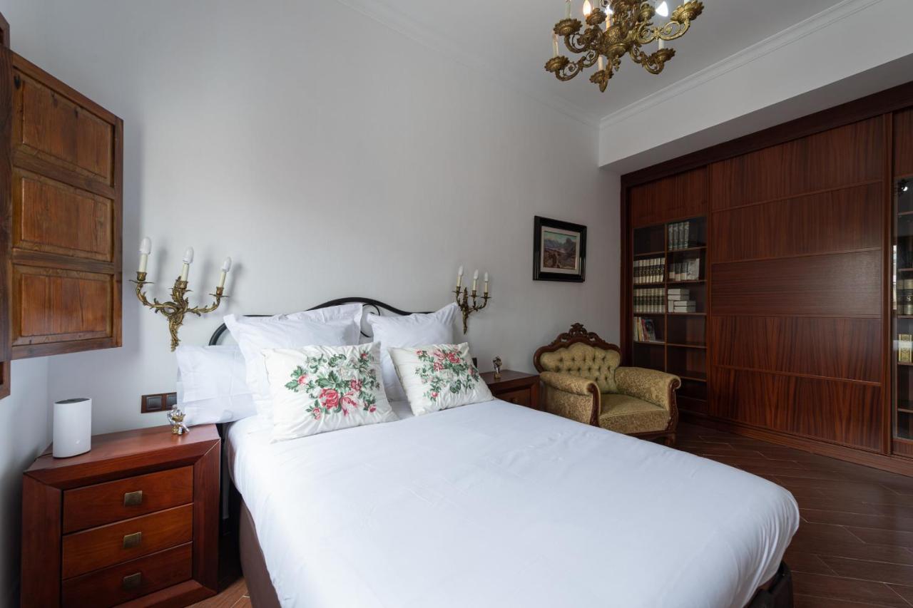 Homeforguest New Duplex With Rooftop Next To Arucas Cathedral Exterior foto