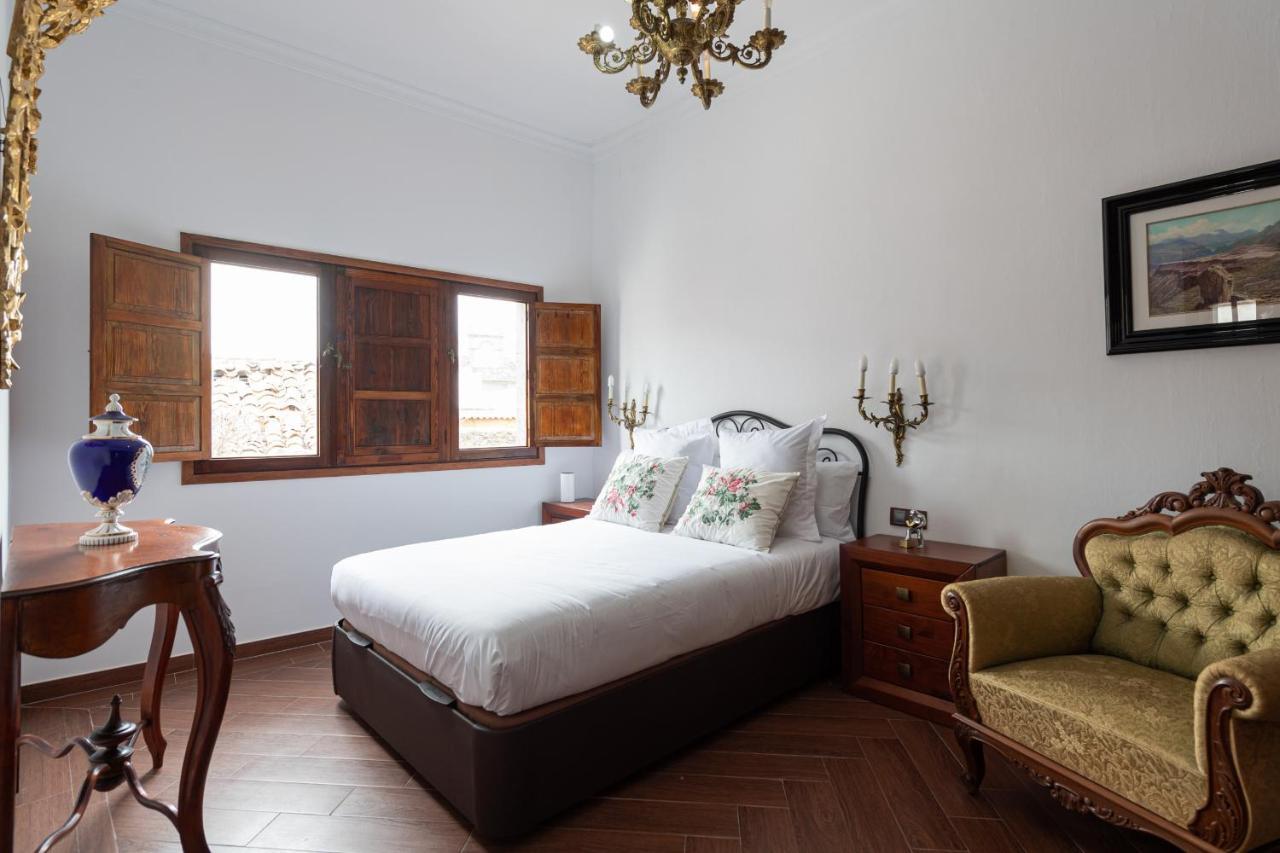 Homeforguest New Duplex With Rooftop Next To Arucas Cathedral Exterior foto
