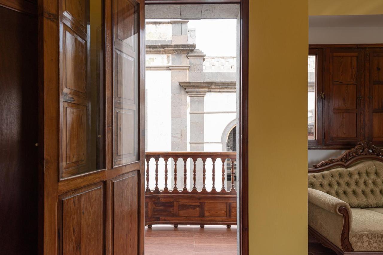 Homeforguest New Duplex With Rooftop Next To Arucas Cathedral Exterior foto